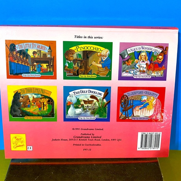 SLEEPING BEAUTY VINTAGE 90s COLLECTABLE HARDCOVER POP -UP STORYBOOK - Picture 13 of 15